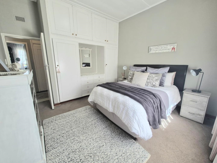 5 Bedroom Property for Sale in Bayswater Free State